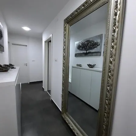 Vice Διαμέρισμα